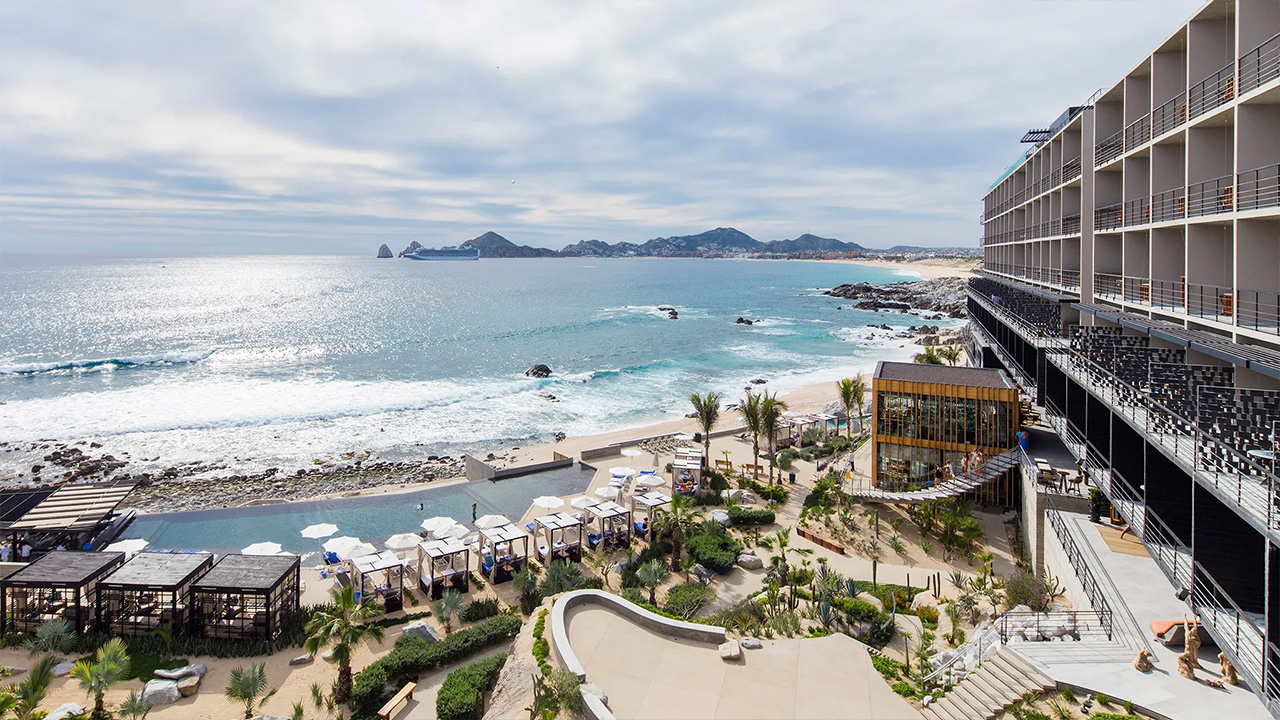 The Cape Thompson Transportation